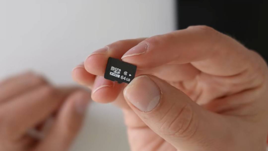 掌机预装游戏配套64GB存储卡